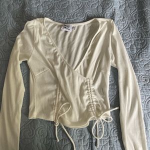 White long sleeve Princess Polly top